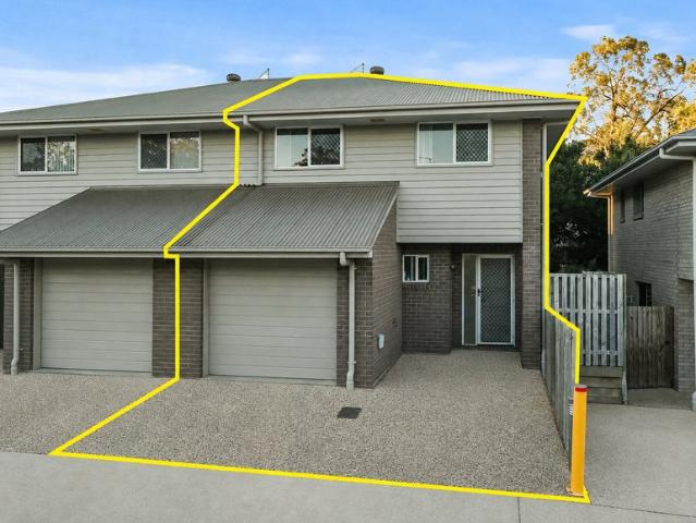 Townhouse for sale in Toombul, Queensland