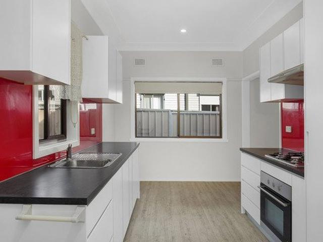 House for rent in Seven Hills, Sydney
