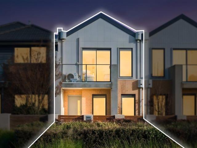 Townhouse for sale in Camerons Creek, Victoria