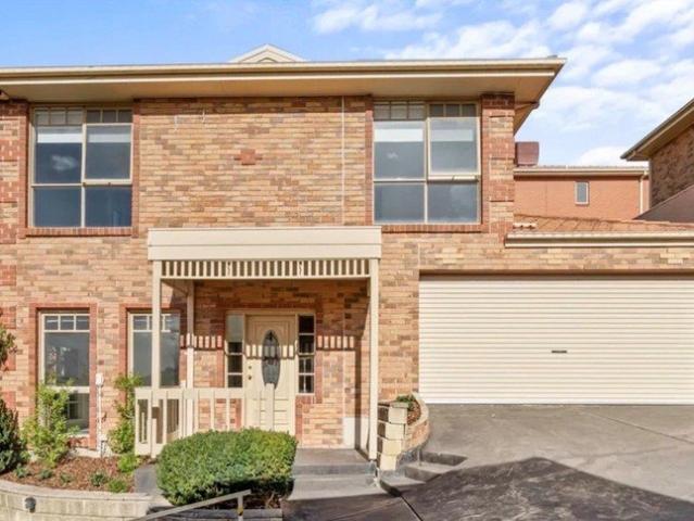 Townhouse for rent in Camerons Creek, Victoria