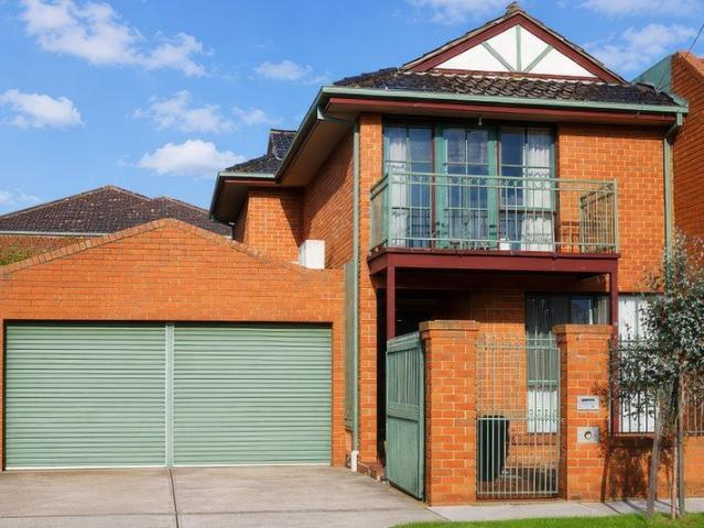 Townhouse for rent in Camerons Creek, Victoria