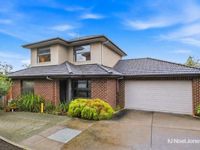 Townhouse for sale in Camerons Creek, Victoria