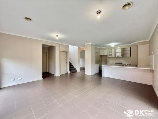 Townhouse for rent in Camerons Creek, Victoria