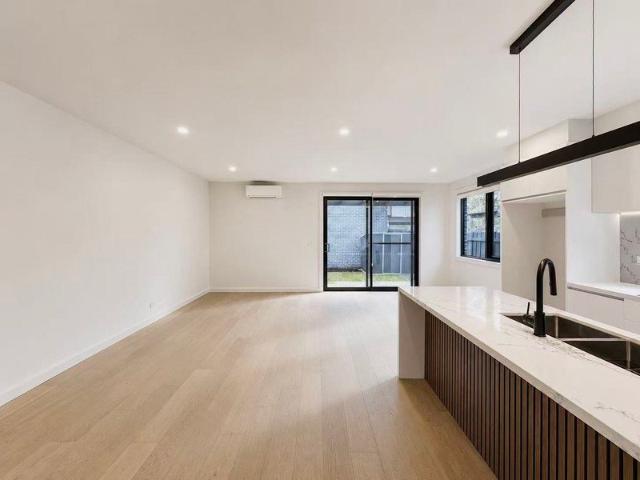 Townhouse for sale in Camerons Creek, Victoria