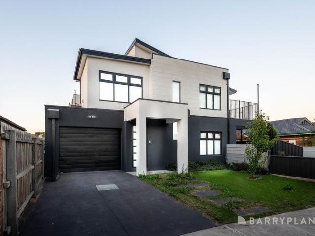 Townhouse for sale in Camerons Creek, Victoria
