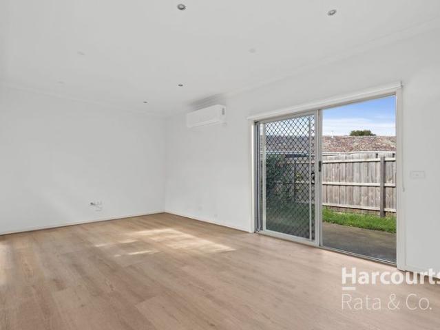 Townhouse for rent in Camerons Creek, Victoria