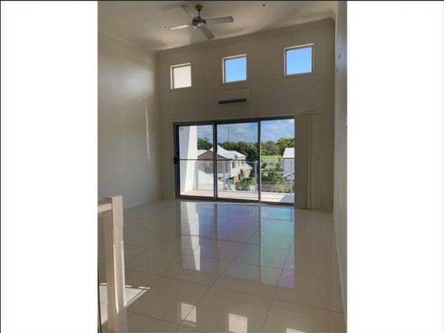 Townhouse for rent in Fernbrook, Queensland