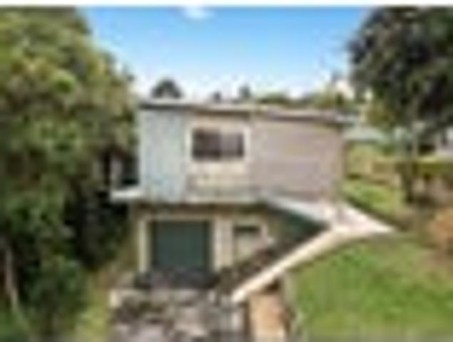 House for sale in Otakou