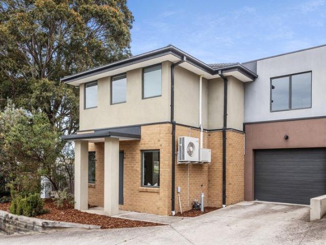 Townhouse for sale in Carrum Downs, Melbourne