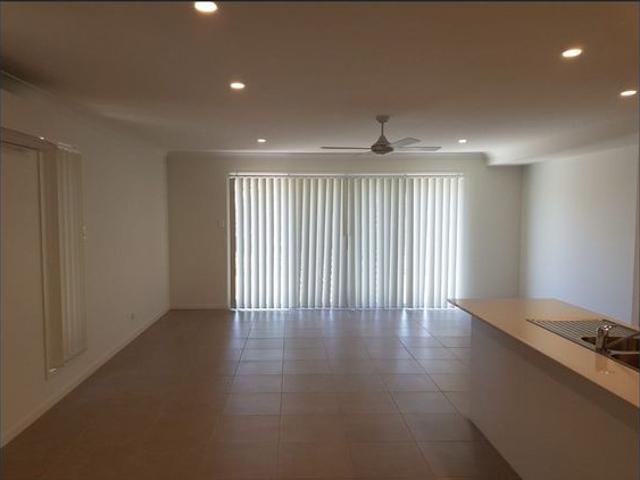 Townhouse for rent in Toombul, Queensland