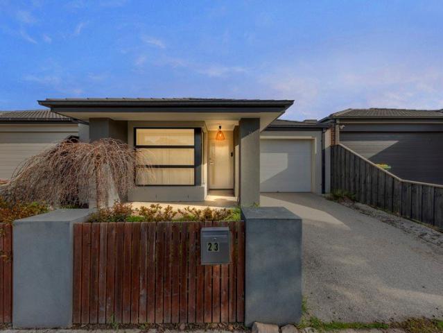 House for sale in Pakenham, Melbourne