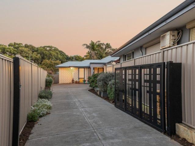 House for sale in Hamilton Hill, Western Australia