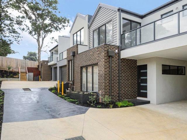 Townhouse for rent in Camerons Creek, Victoria