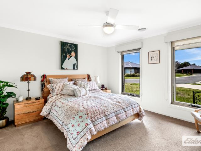 House for sale in Howlong, New South Wales