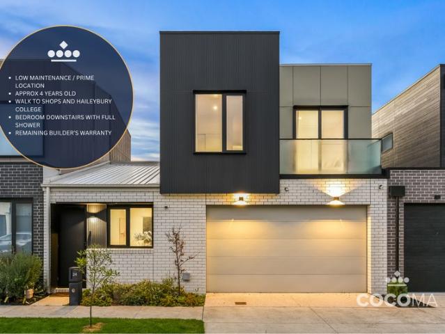 Townhouse for sale in Camerons Creek, Victoria