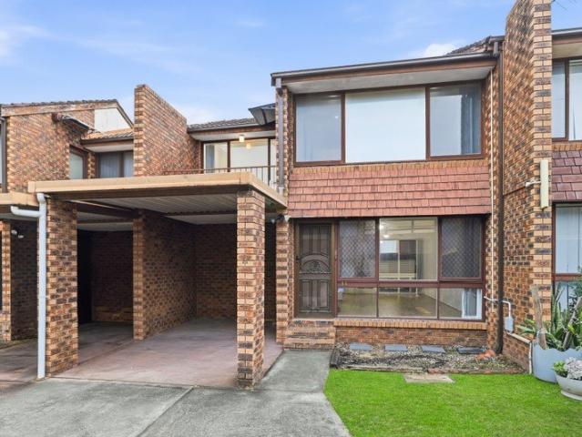 Townhouse for sale in Sydney, New South Wales