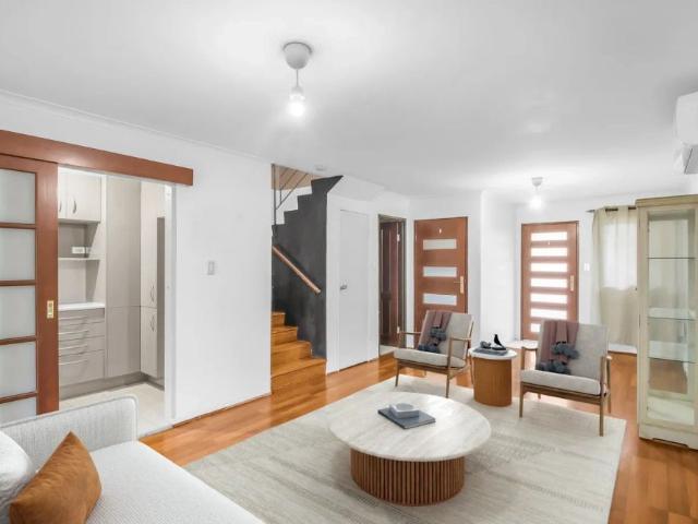 Townhouse for rent in Sydney, New South Wales