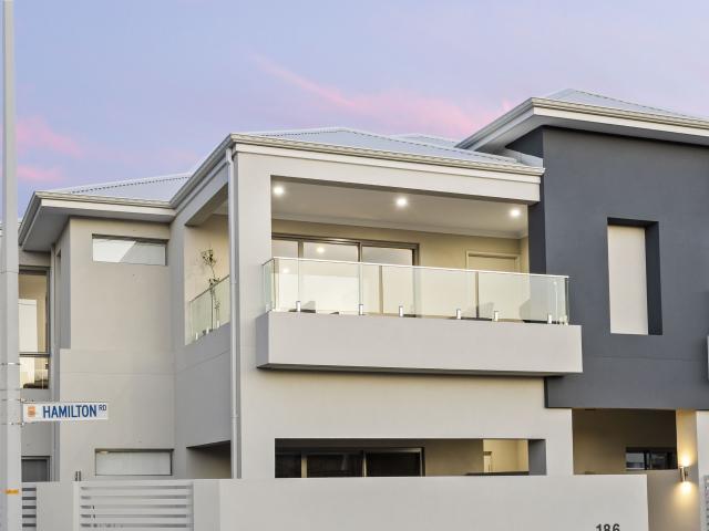 Apartment for sale in Spearwood, Western Australia