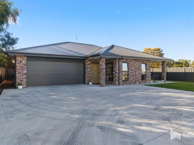 Apartment for sale in Latrobe, Tasmania