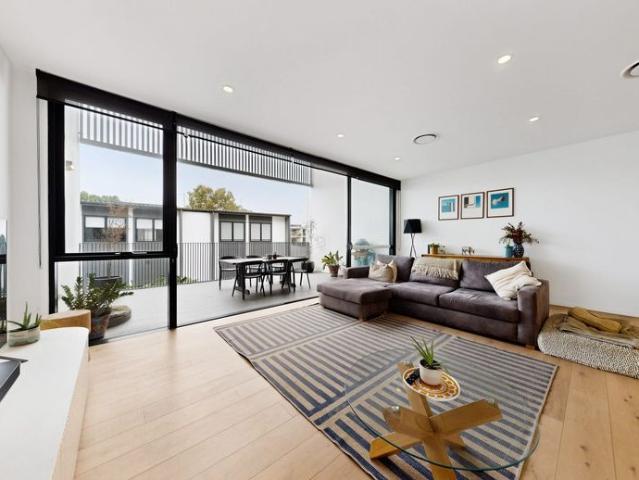 Townhouse for rent in Toombul, Queensland
