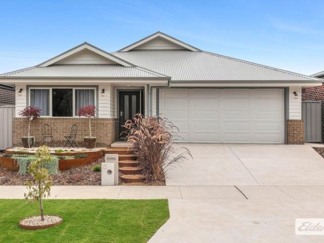 House for sale in Leneva, Victoria