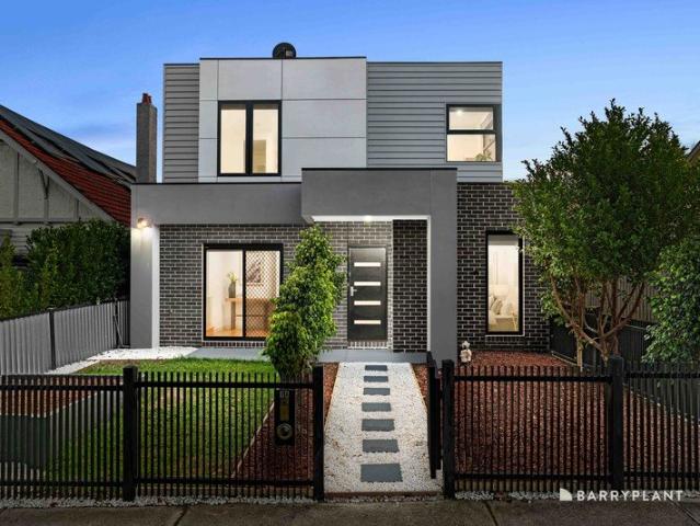 Townhouse for sale in Camerons Creek, Victoria