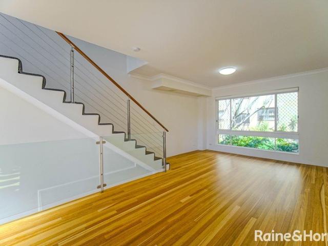 Townhouse for rent in Eastern Suburbs, Sydney