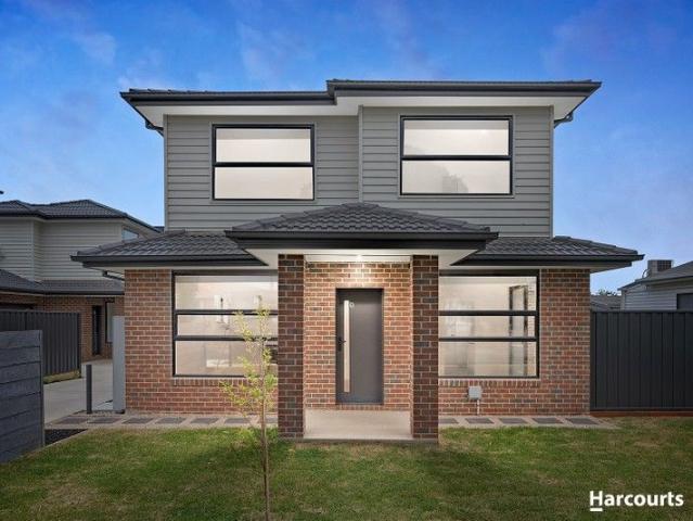 Townhouse for sale in Camerons Creek, Victoria