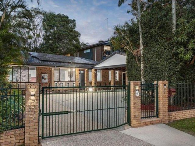 House for rent in Mansfield, Greater Brisbane