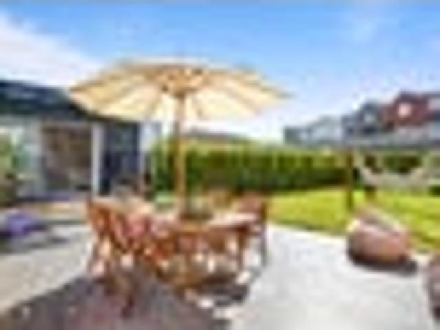 Townhouse for sale in Paremoremo