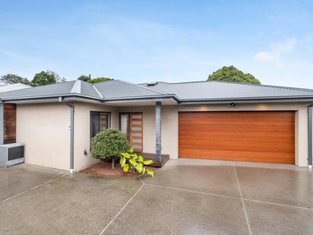 Townhouse for sale in Camerons Creek, Victoria
