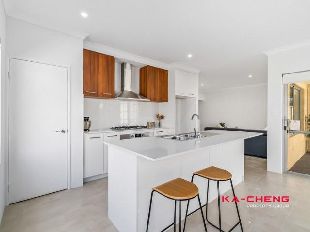 House for sale in Morley, City of Bayswater
