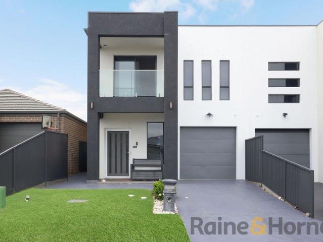 House for rent in Gregory Hills, Sydney