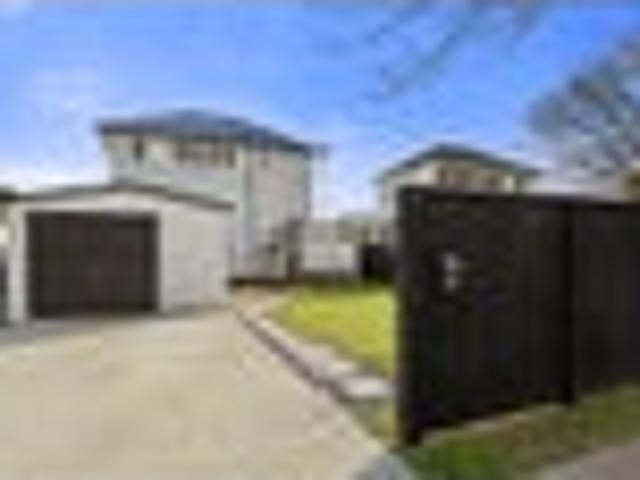 House for sale in Days Bay, Wellington