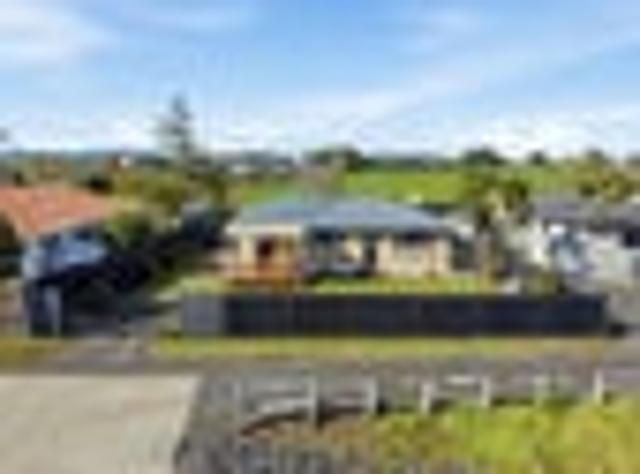 House for sale in Awhitu, Oroua County