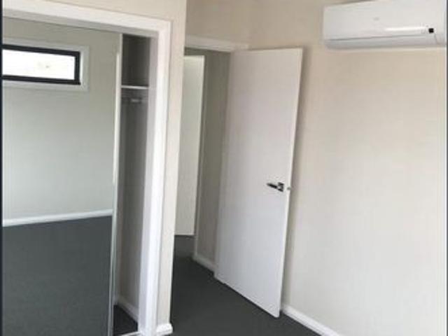 Townhouse for rent in Lalor, Melbourne
