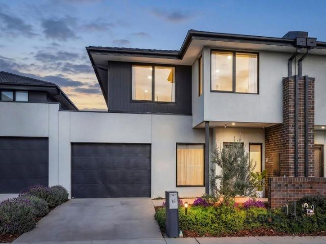 House for sale in Taylors Quarter, Melbourne
