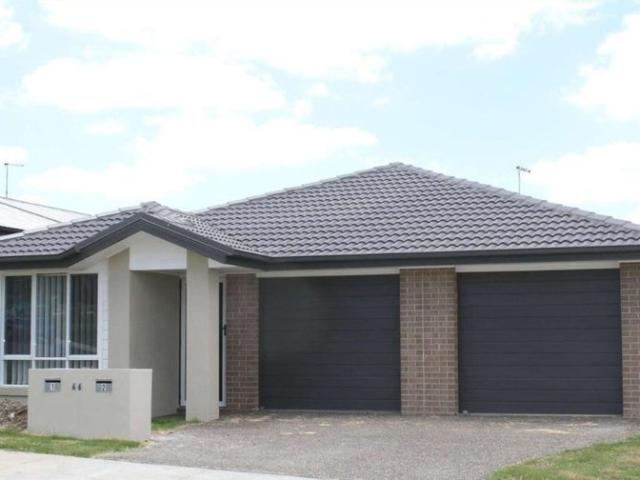 Duplex for rent in Eden's Crossing, Greater Brisbane