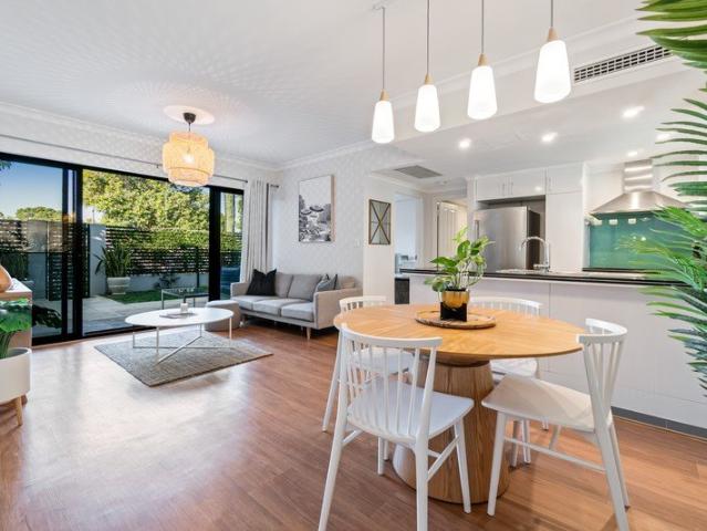 Apartment for sale in Mount Hawthorn, Western Australia