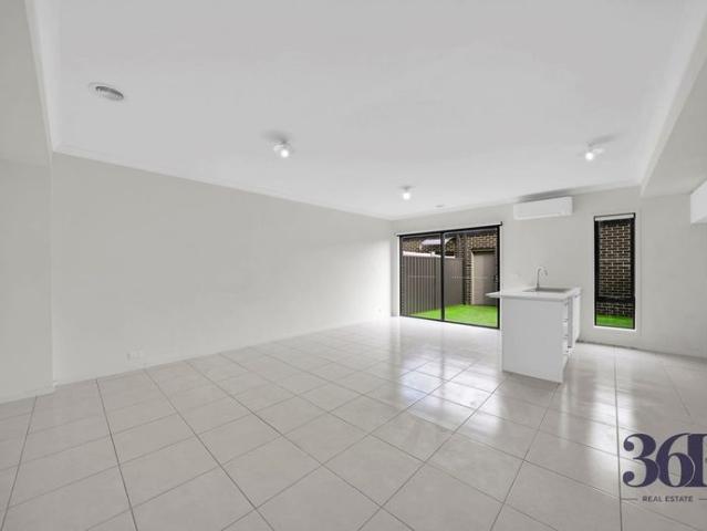 Townhouse for rent in Camerons Creek, Victoria