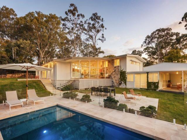 Cottage for sale in Toombul, Queensland