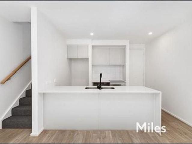 Townhouse for rent in Camerons Creek, Victoria