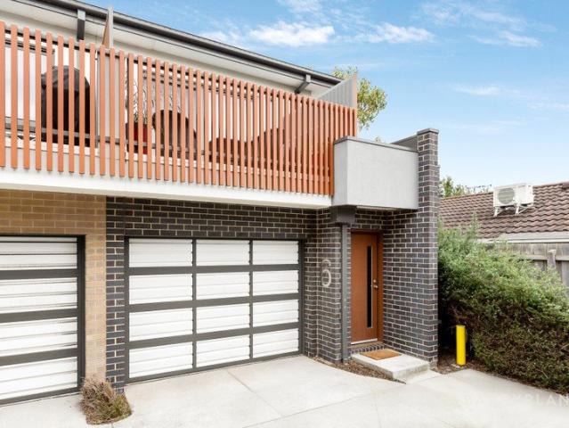 Townhouse for sale in Camerons Creek, Victoria