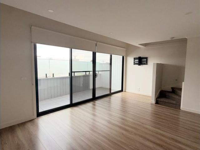 Apartment for rent in Deer Park, Melbourne