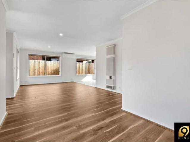 House for rent in The Grange, Melbourne