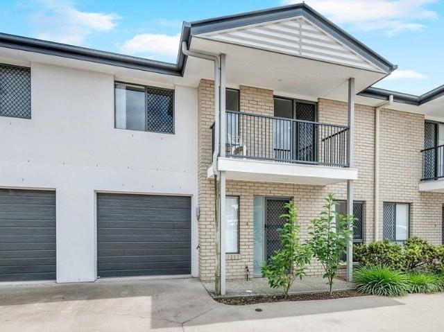 Townhouse for rent in Bellbird Park, Greater Brisbane