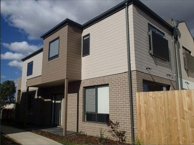 Townhouse for rent in The Rise Estate, Melbourne