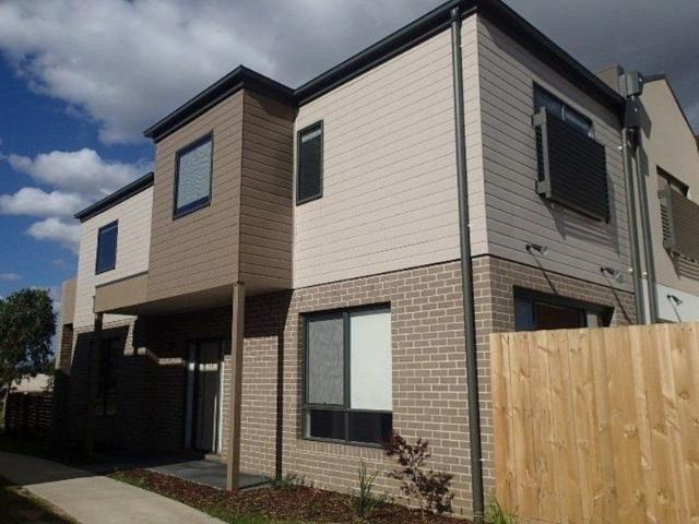 Townhouse for rent in The Rise Estate, Melbourne