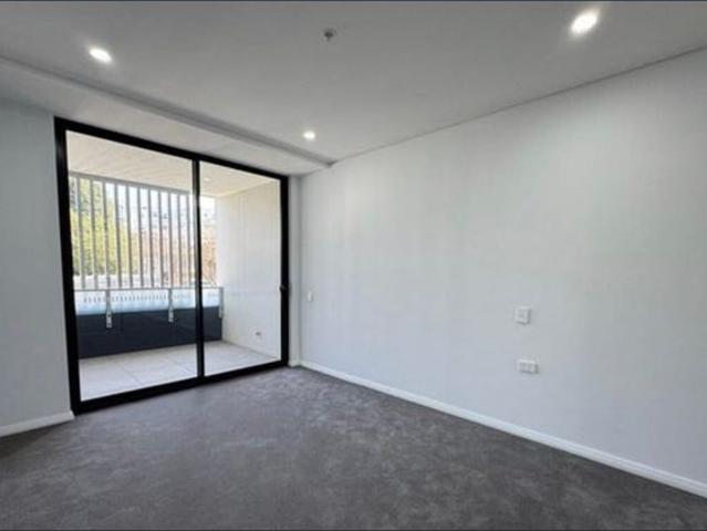 Apartment for rent in Mays Hill, Sydney