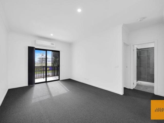 Townhouse for rent in Camerons Creek, Victoria